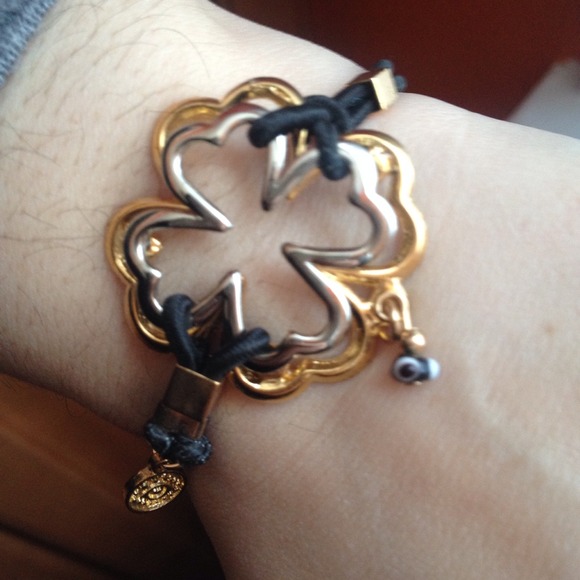 Stretchy Silver & Gold Clover w Evil Eye Bracelet - Picture 1 of 2