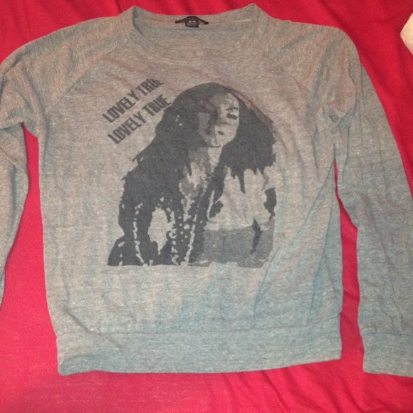 Grey long sleeve print tee