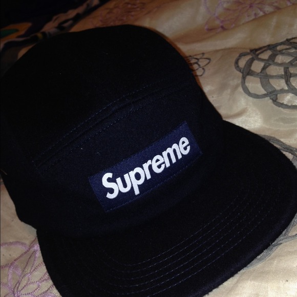 Supreme navy blue 5 panel hat
