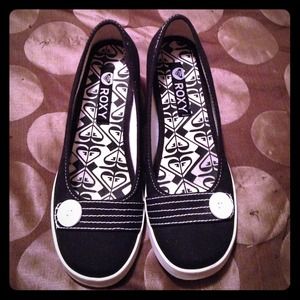 🌊Roxy "Button Up" Wedge Slip-Ons🏄