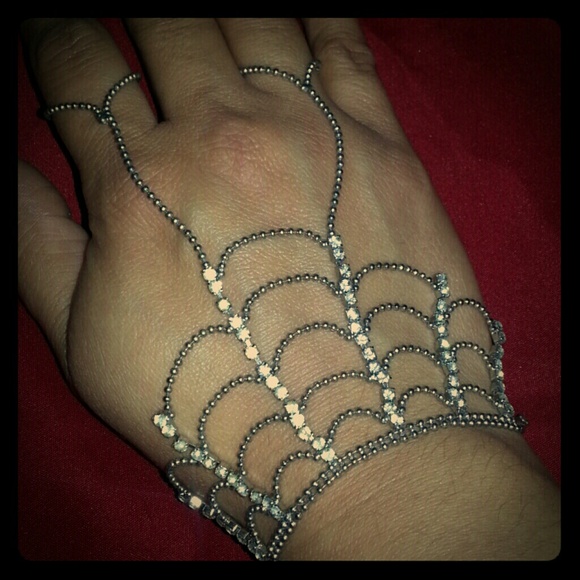 Accessories - Silver plated with rhinestones Bracelet/Ring