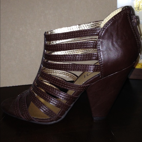 JLo heels