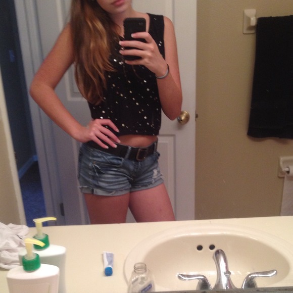 Black tank ◼