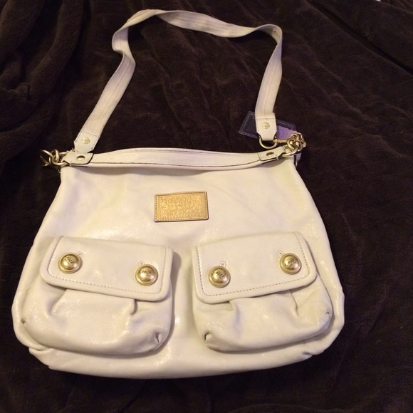 Authentic off white leather COACH poppy bag
