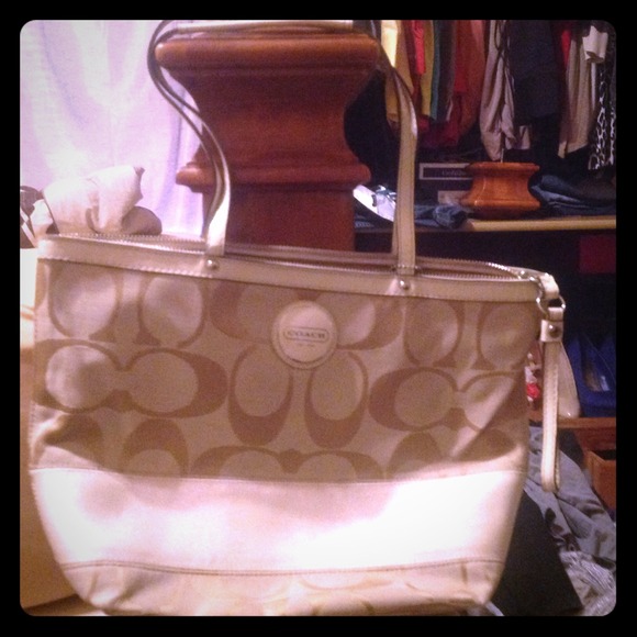 Authentic Coach purse