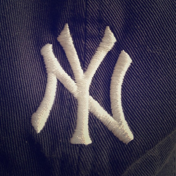 NEW YORK YANKEES HAT