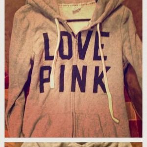 🌟🌟🌟Looking for hoodie like this🌟🌟