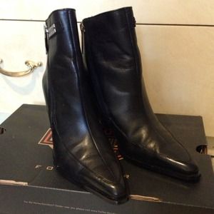 Harley Davidson ankle booties heel zippers 6