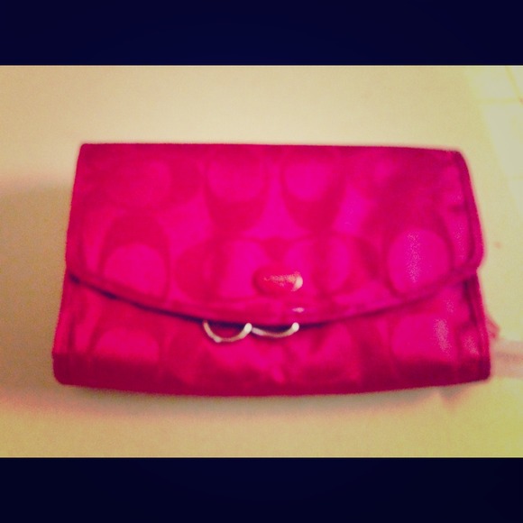 New with tags Coach hanging bag!!