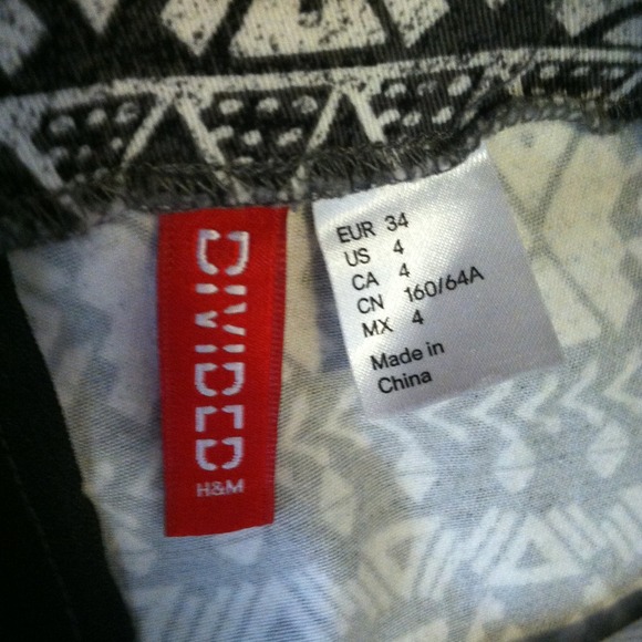 Tribal print skirt - Picture 2 of 2