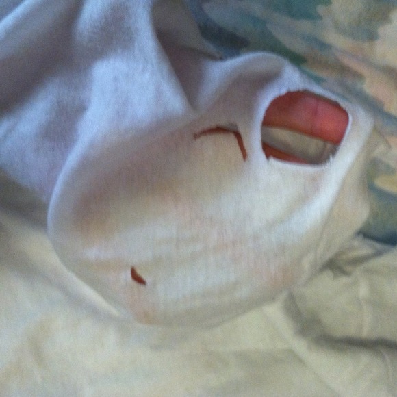 🎀sold🎀Sparkly white VS top - Picture 4 of 4