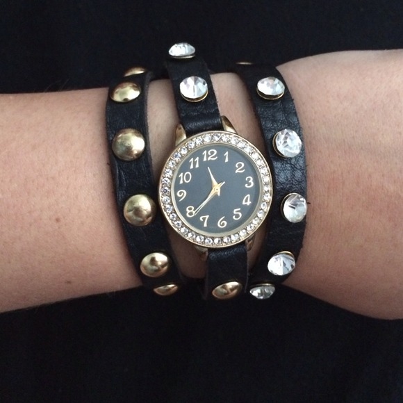 Wrap bracelet watch