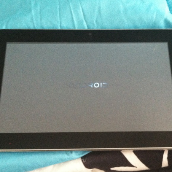 Kocaso Tablet with Android Technology! !!Hold!!
