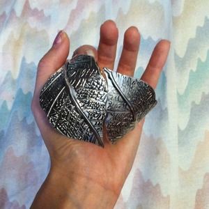 Silver leaf cuff