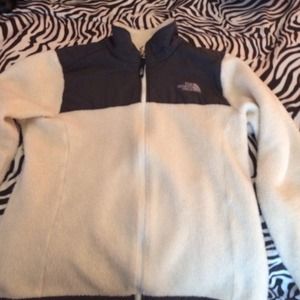 *Hold* White with grey North face light jacket