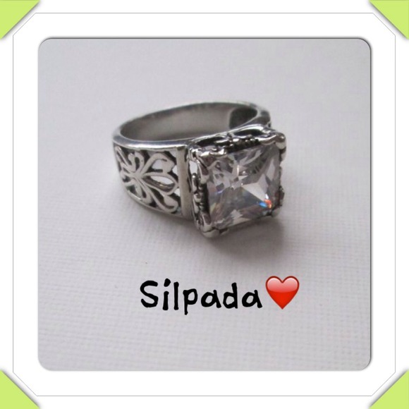 🚫🚫sold in bundle🚫🚫Silpada Uptown ring