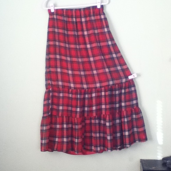 Plaid maxi with ruffled bottom