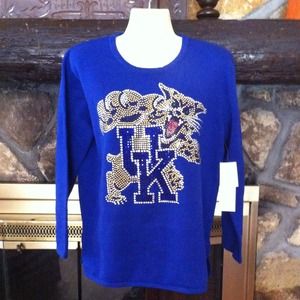 UK wildcat sweater. Size small