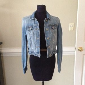 Medium American Eagle jean jacket