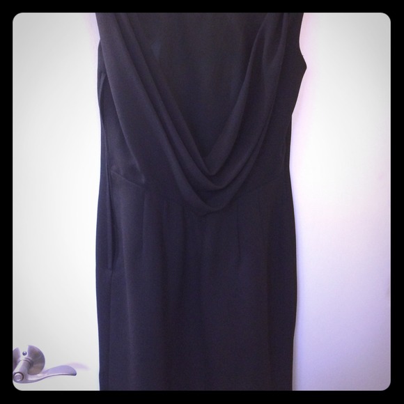 ⚡️Reduced⚡️Elegant black cocktail dress, sexy back