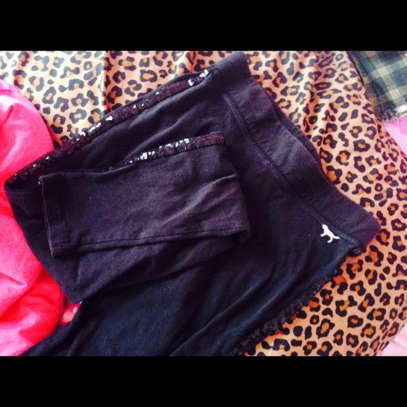 Vs black sequin leggings