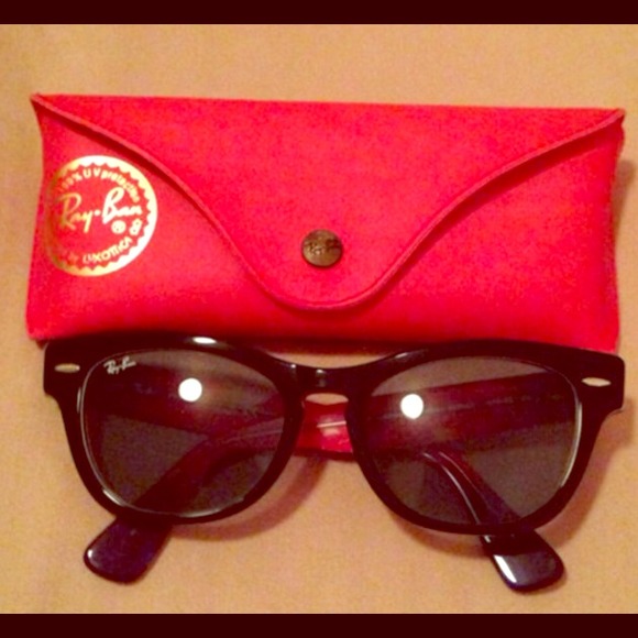 ✨SOLD✨ Ray ban Laramie special edition sunglasses
