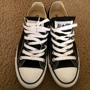 Converse classic chuck Taylor's sz 7
