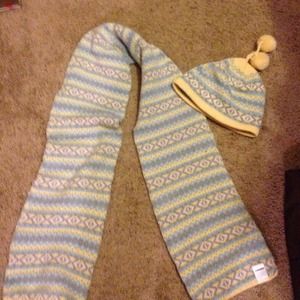 💕 Aeropastale Hat and Scarf Bundle 💕