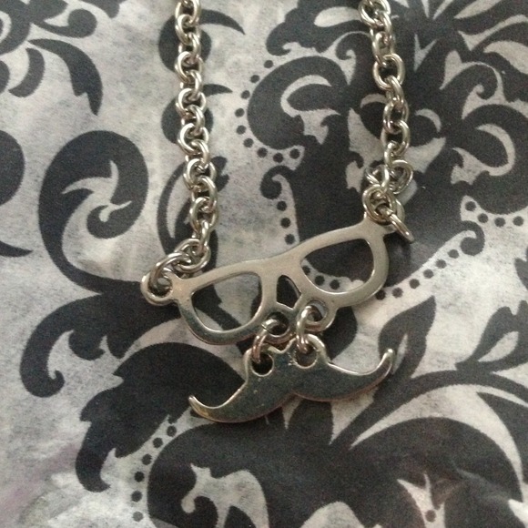 Mustache and glasses necklace fromCharming Charlie