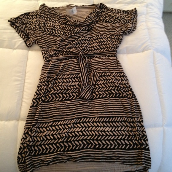 LOFT Black Printed Jersey Dress.