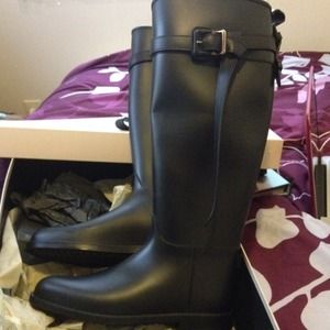 ➡️➡️Sold⬅️⬅️Burberry Riding Rain Boots