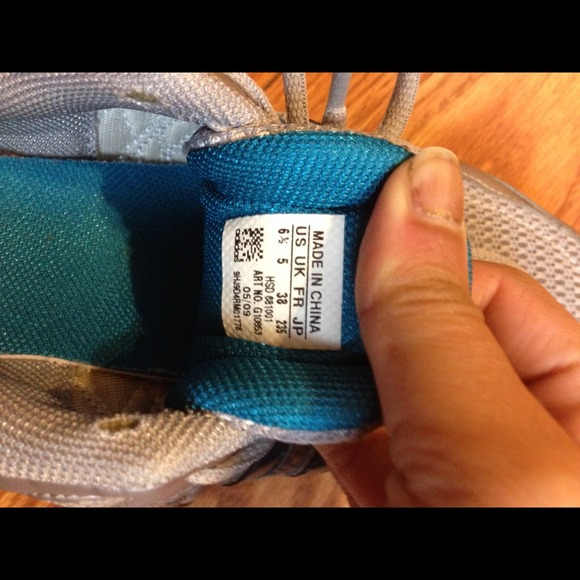 Adidas sneakers - Picture 3 of 3