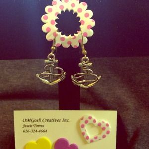 OmGosh Creatives sterling anchor dangles