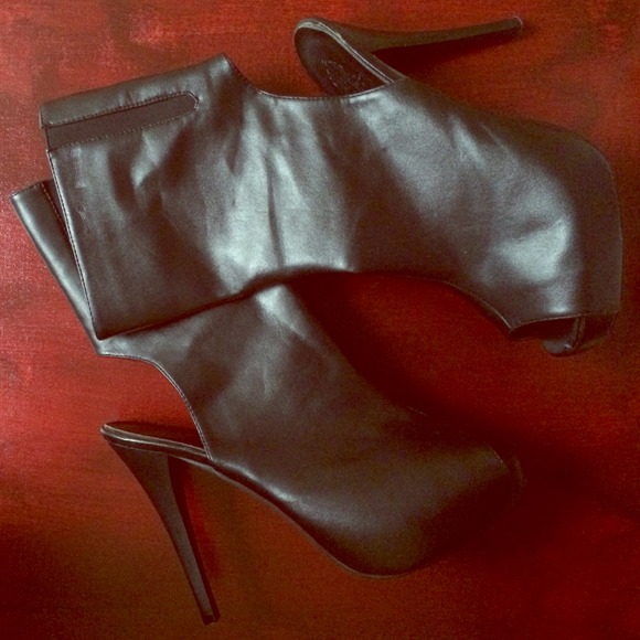 Charles Albert Skinny heel