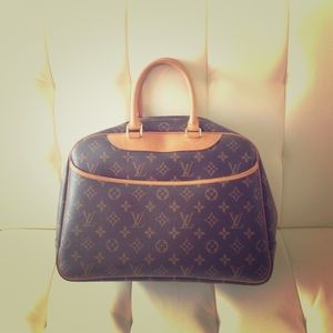 Louis Vuitton Deauville