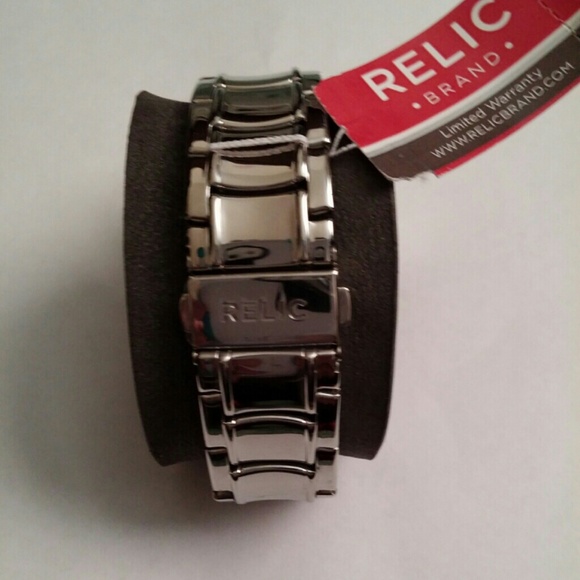 Relic Rectangular faced watch for men - Picture 3 of 4