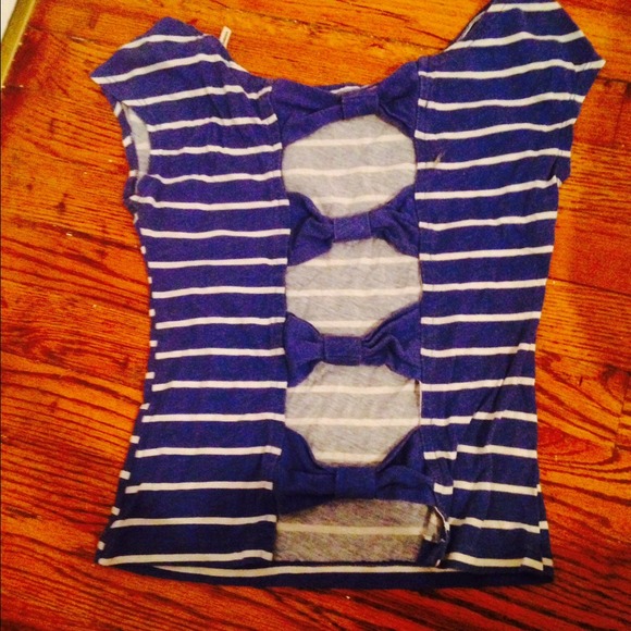 Twist Bow Back Top
