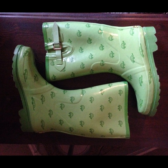 Green Turtle Rain Boots