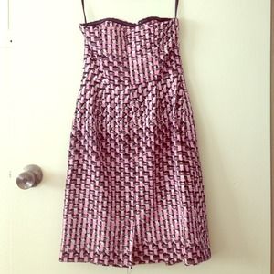 A timeless strapless dress💗💗💗💗