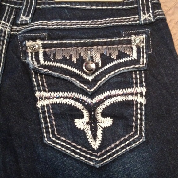 Rock revival size 29