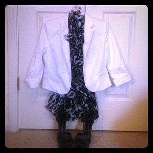 White Cropped Blazer