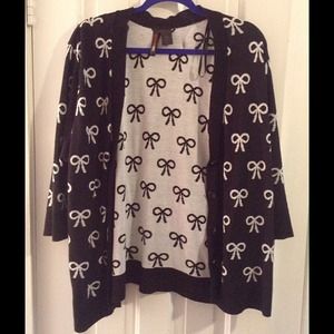HOLD FOR DESTINYGIRL Torrid "Retro Chic" Cardigan