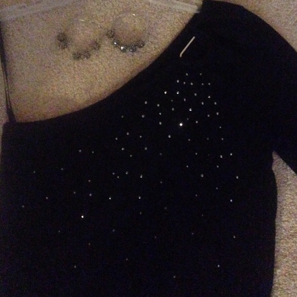 One Shoulder Top - Picture 2 of 2