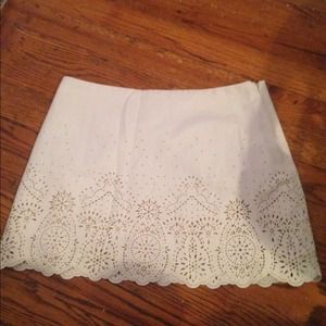 Cream scalloped skirt