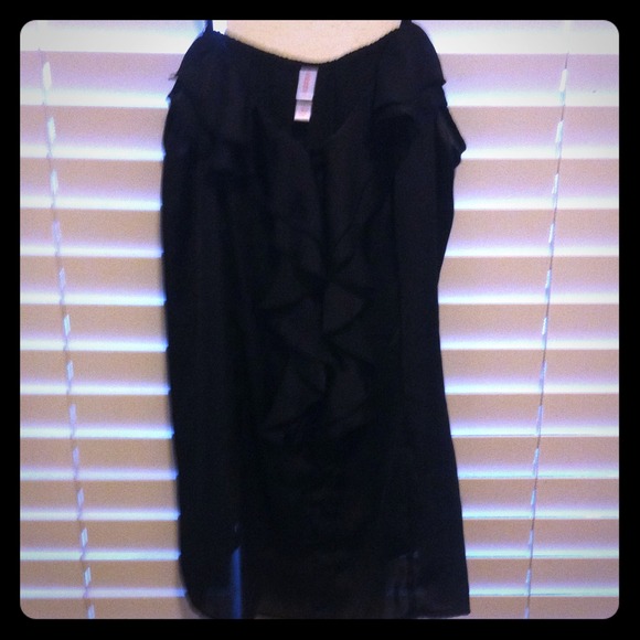Silk Black tank with front ruffle