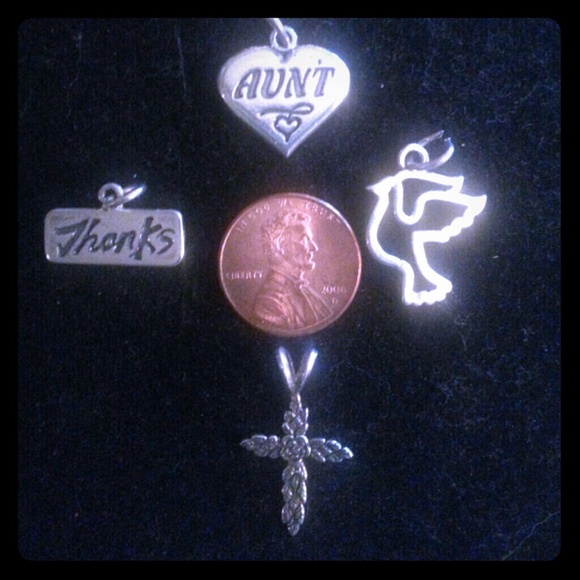 Set of 4 silver charms!