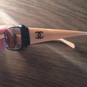 Authentic Chanel sunglasses Authentic Chanel sunglasses