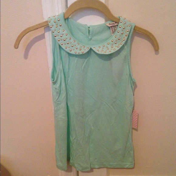 Peter Pan colared top