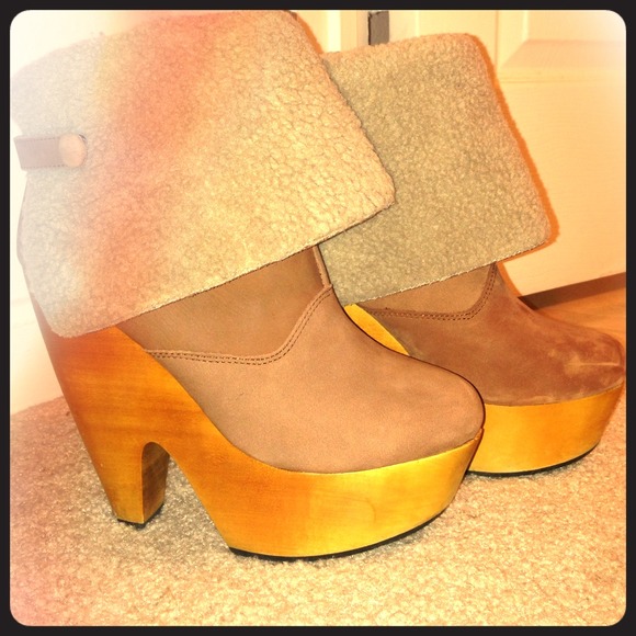 🚫BUNDLED🚫 Messaca Julietta Platform Booties