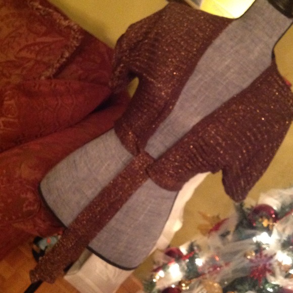 NWT JR CHOCOLATE BROWN CARDIGAN W/GOLD THREADING